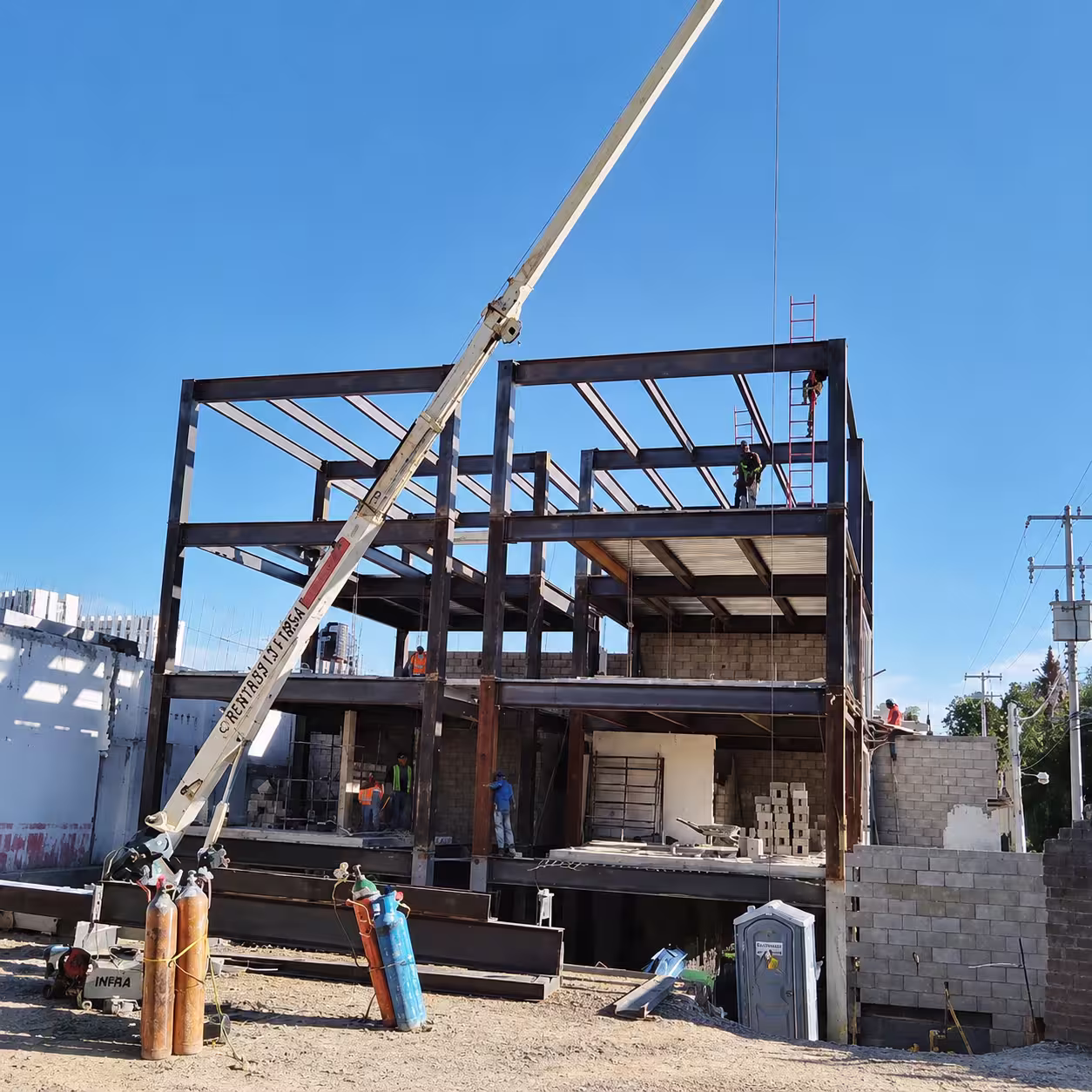 Fabricación e Instalación img